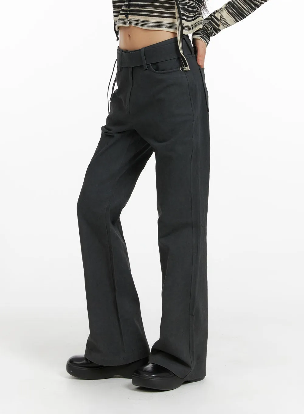 Belted Slim Bootcut Pants CF423