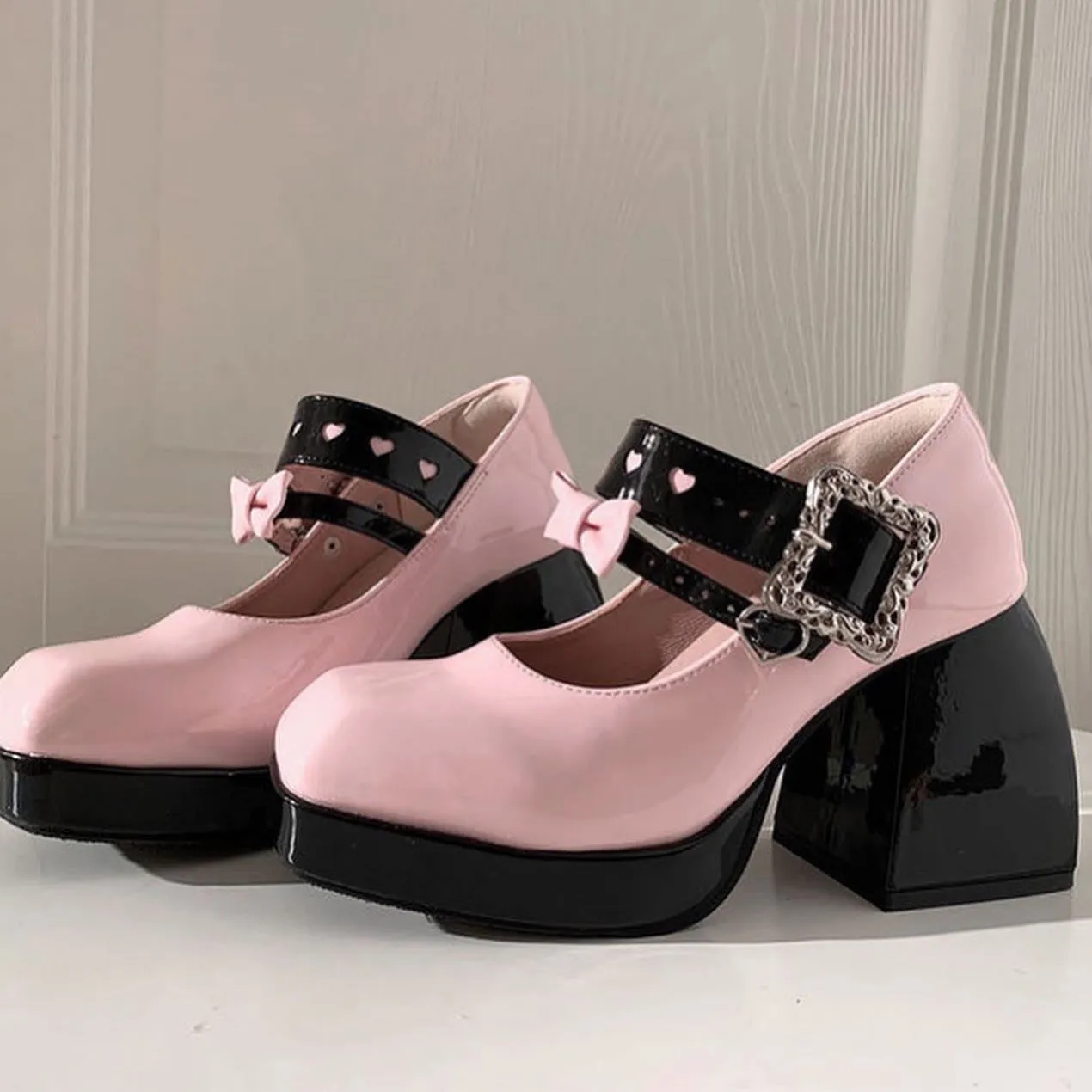 bingo marry Jane mid length heel shoes