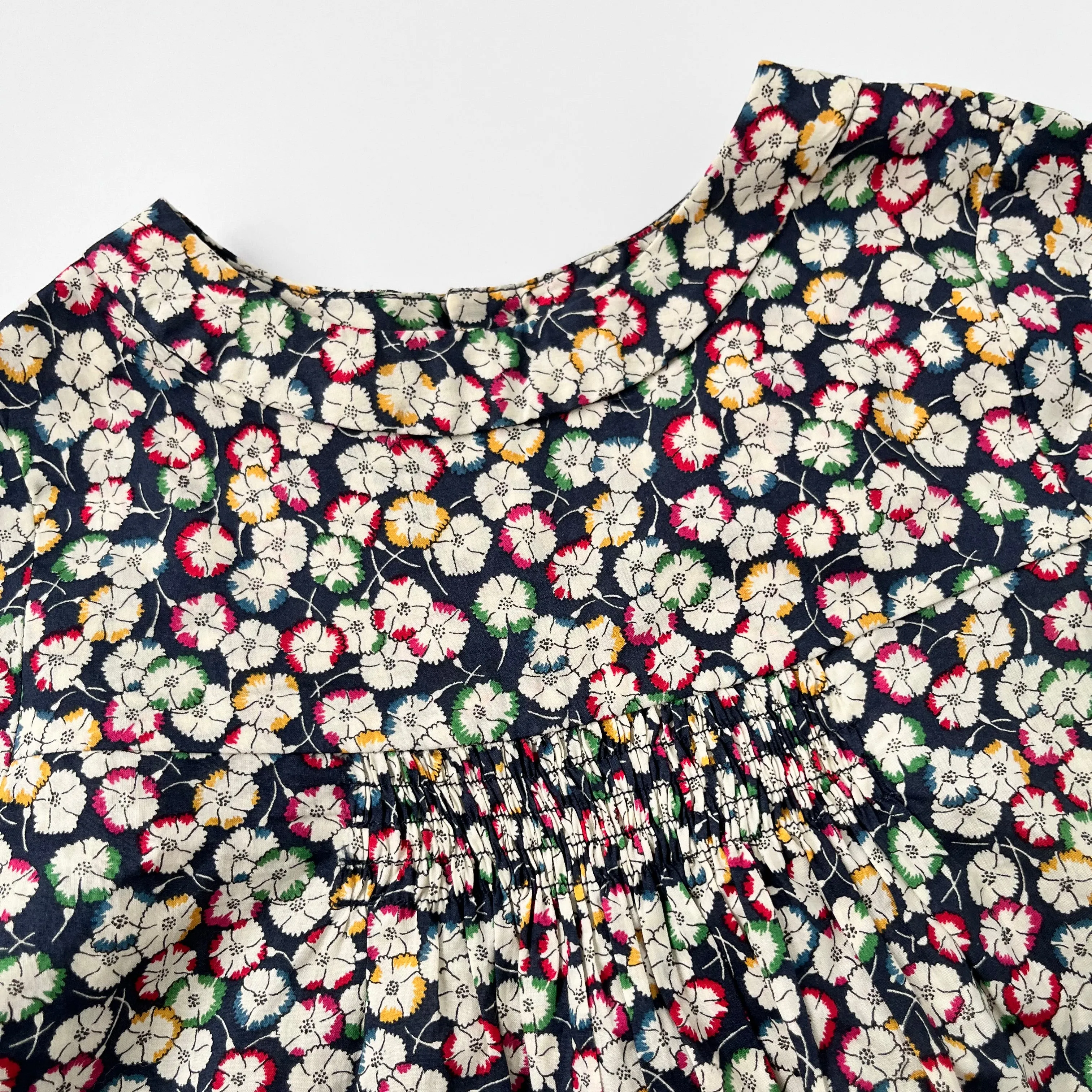 Bonpoint Dark Liberty Print Blouse With Smocking: 3 Years