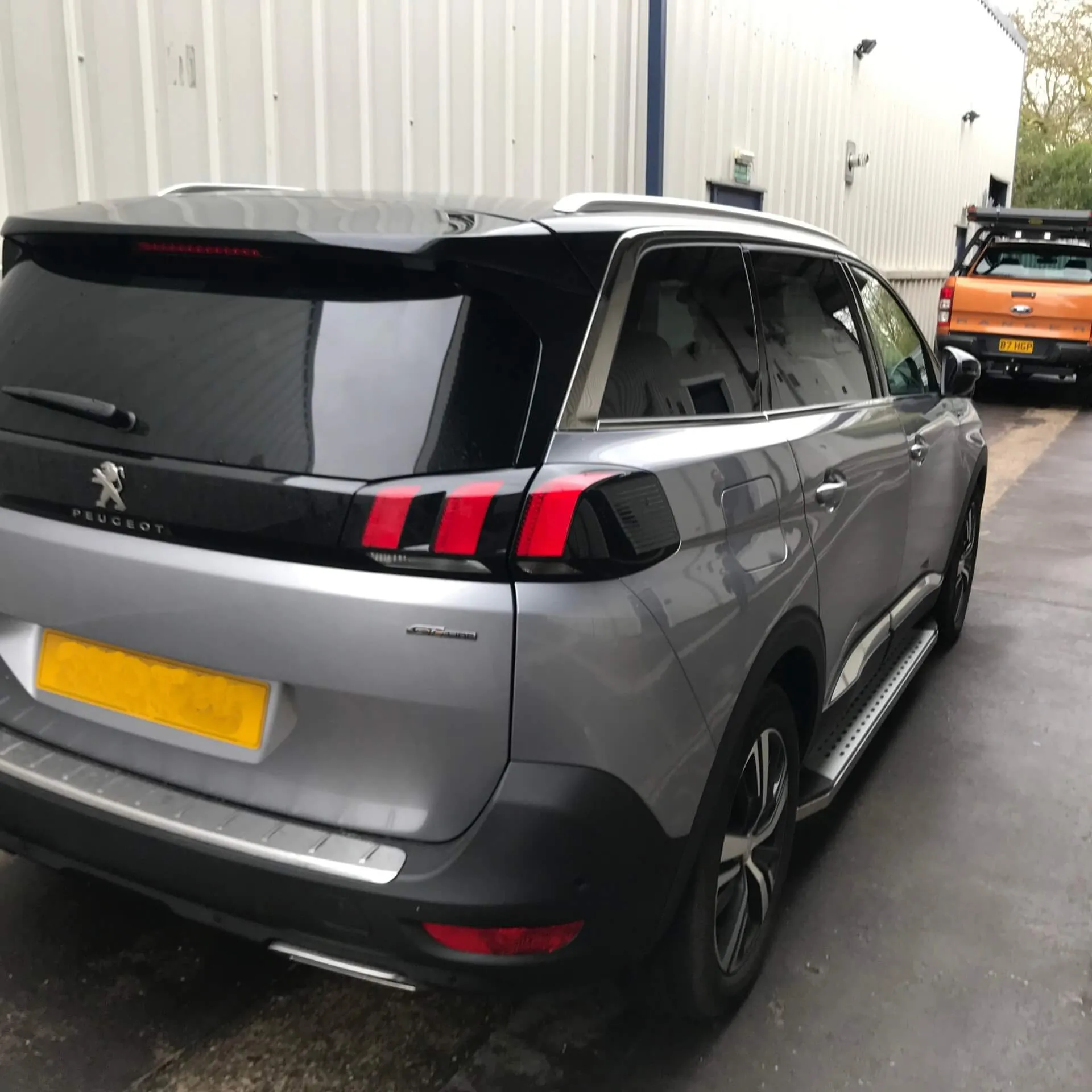 Freedom Side Steps Running Boards for Peugeot 5008 2017+