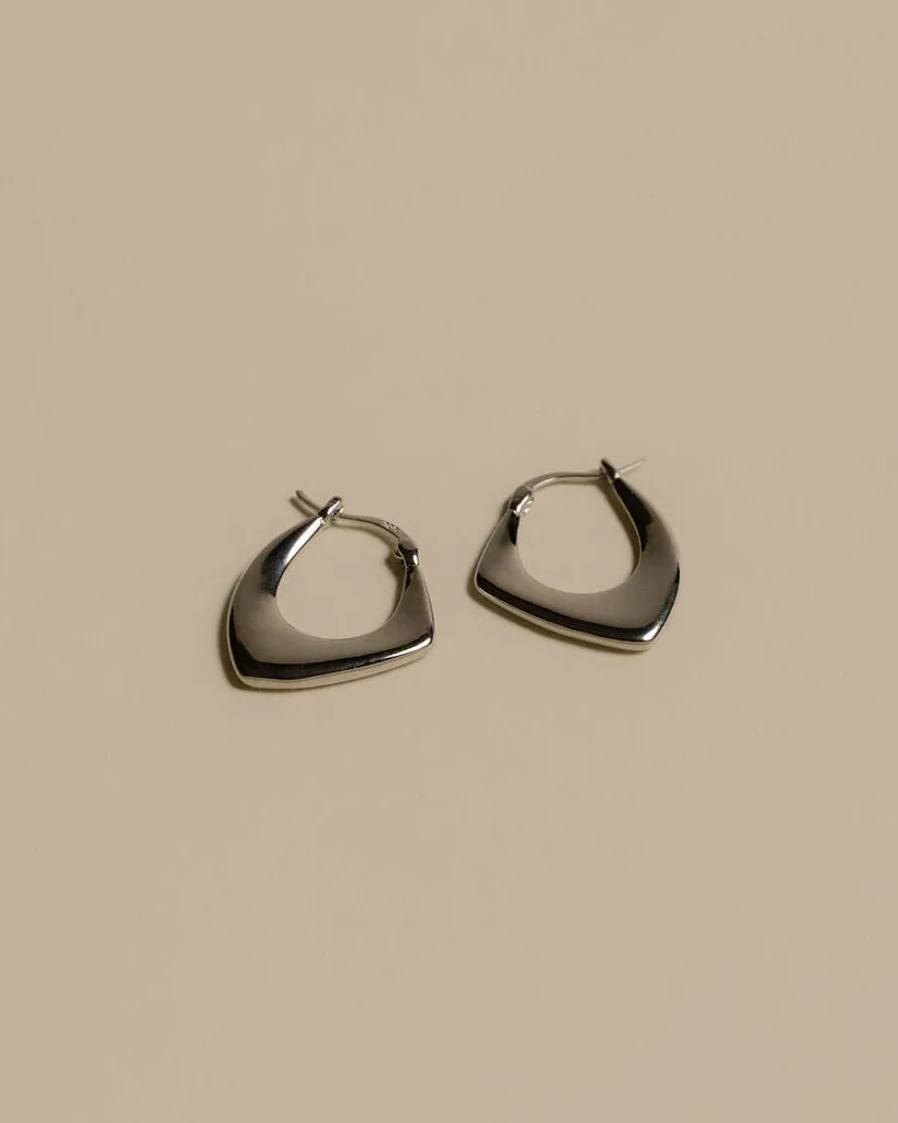 Irregular Pointed Hoops