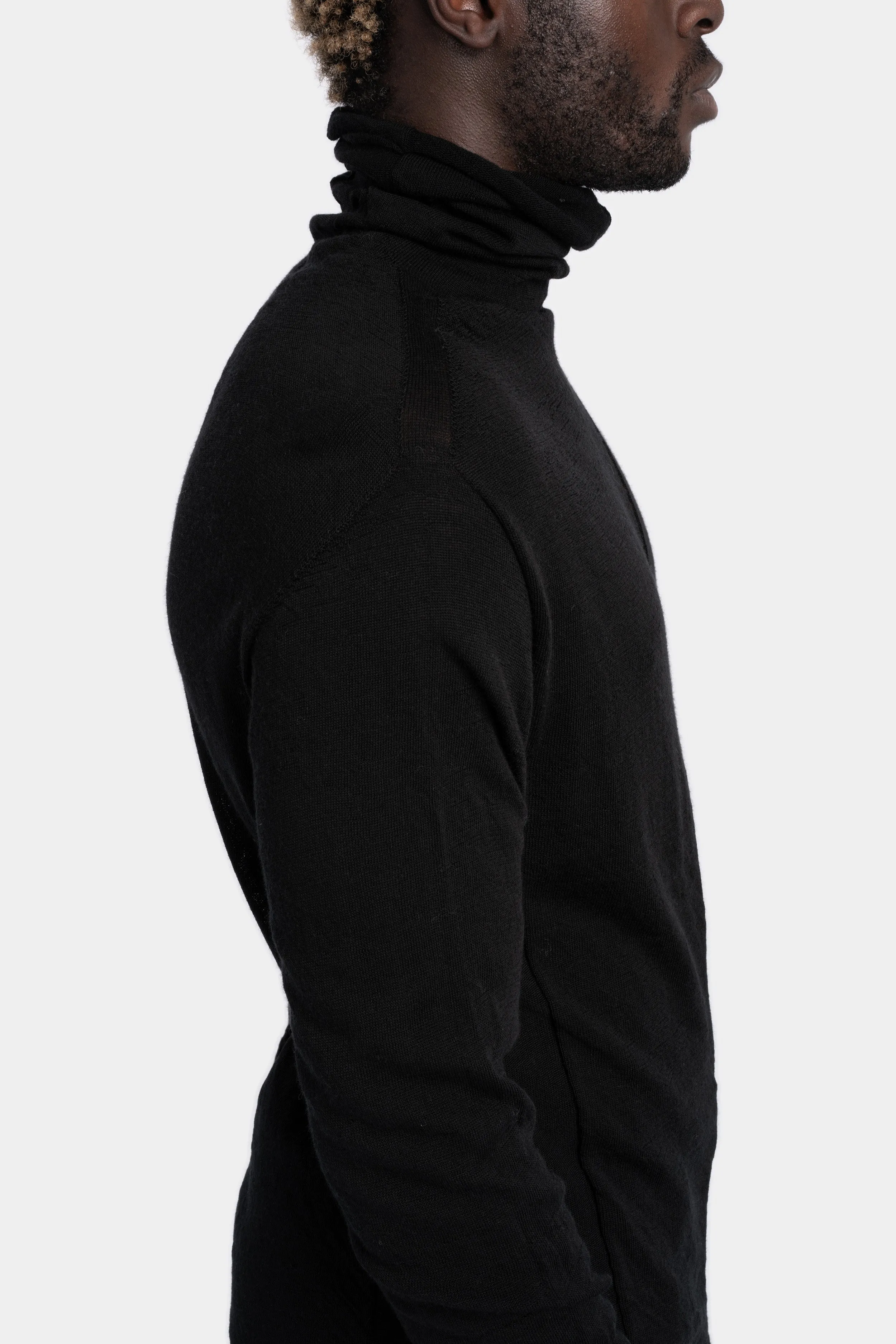 Lightweight slub wool turtleneck sweater