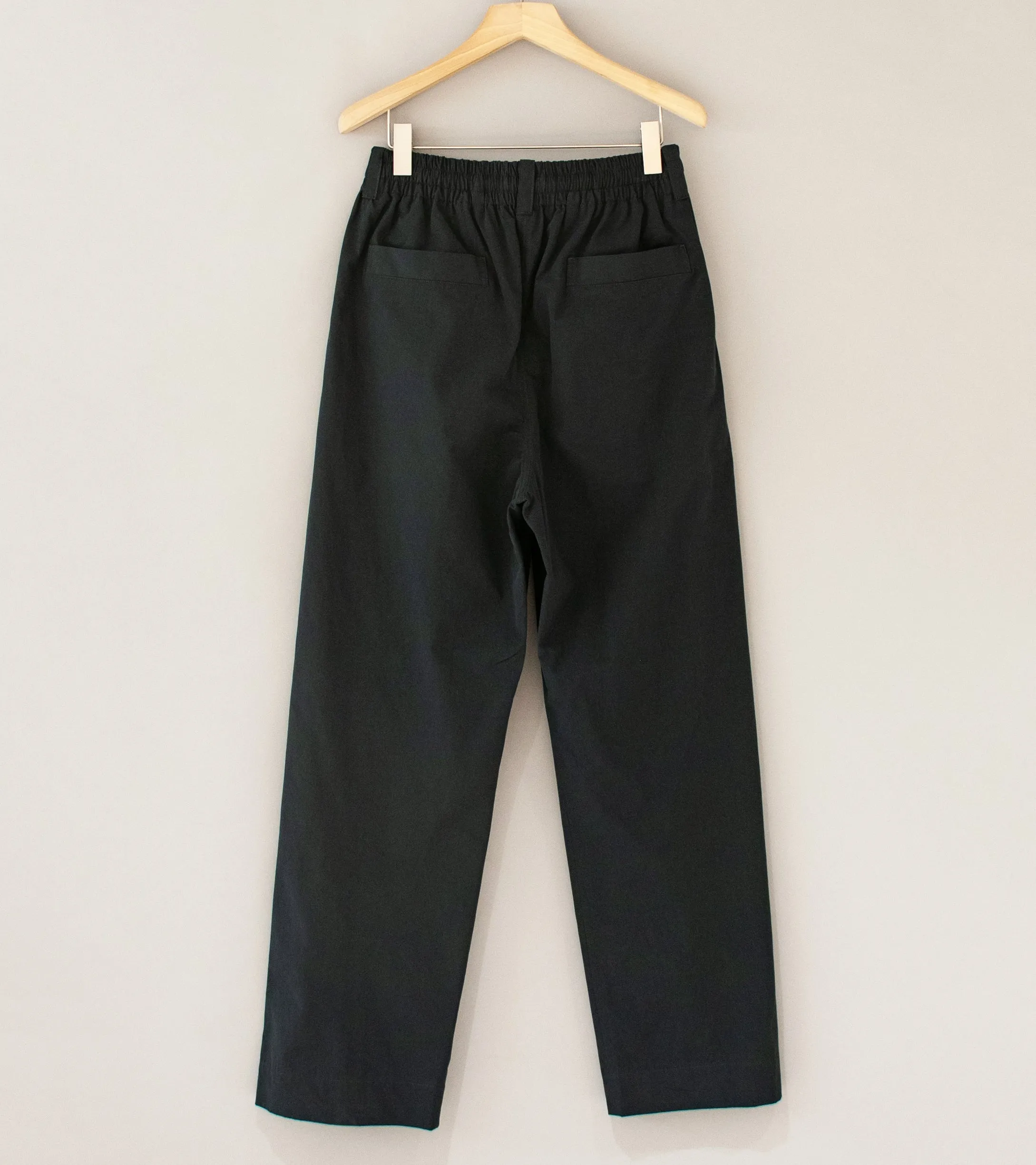 Margaret Howell 'Pull On Trouser' (Concrete Dense Cotton Poplin)