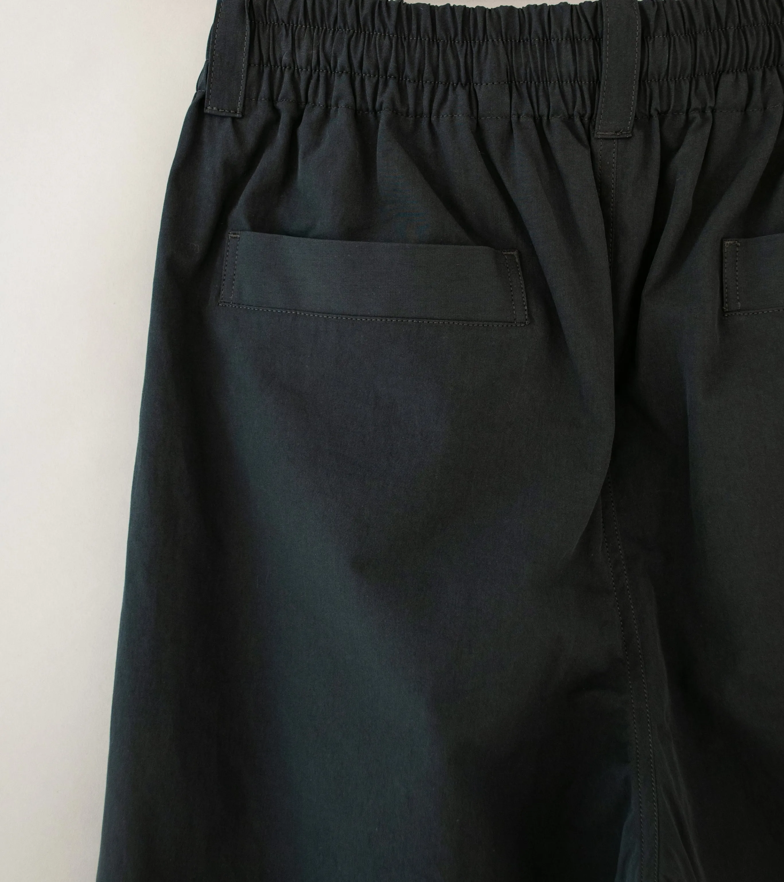 Margaret Howell 'Pull On Trouser' (Concrete Dense Cotton Poplin)