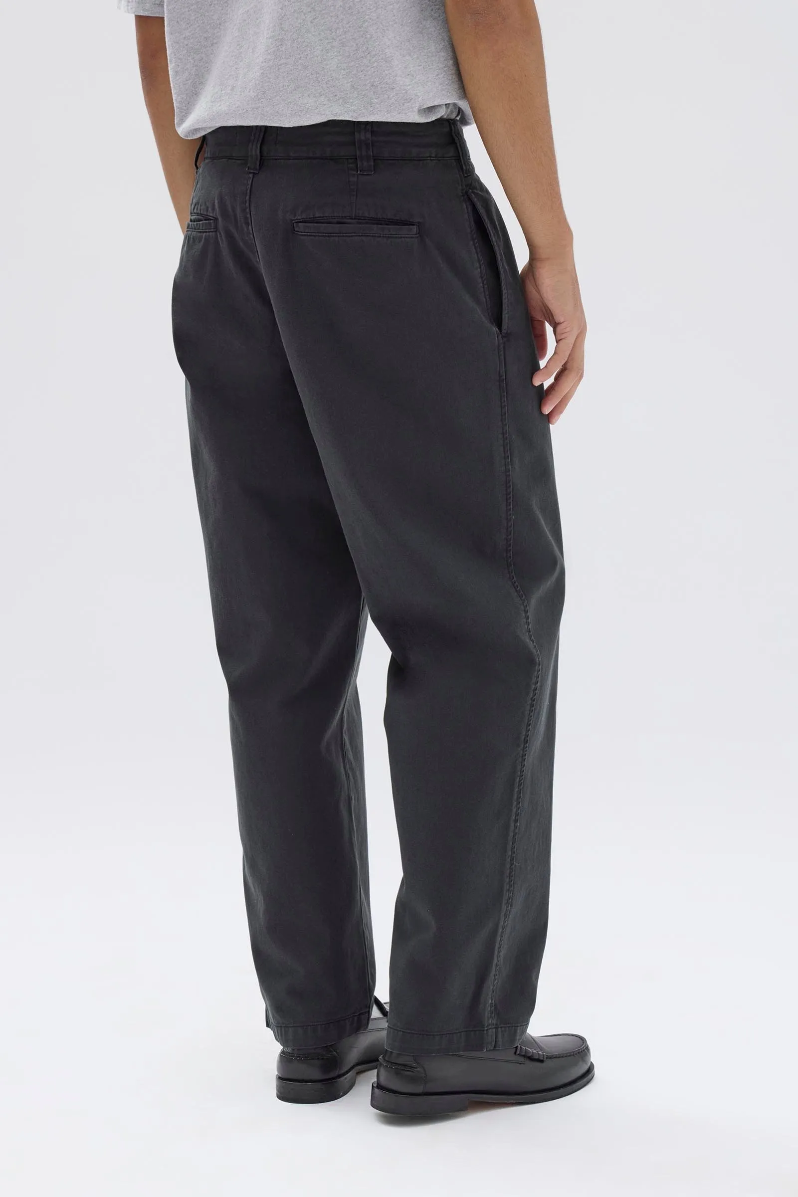 Miles Pleated Chino