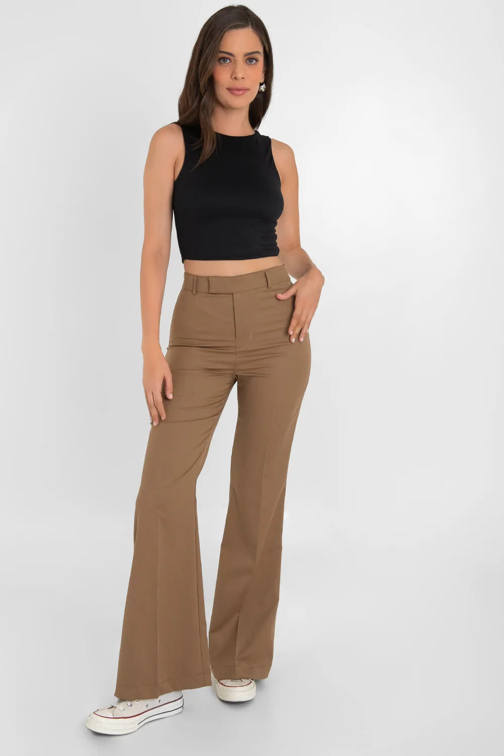 Pantalón ajustado fit flare de tiro alto