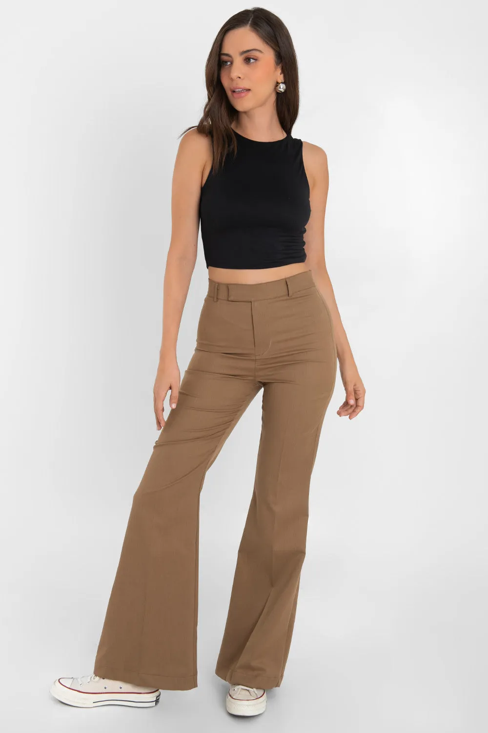 Pantalón ajustado fit flare de tiro alto