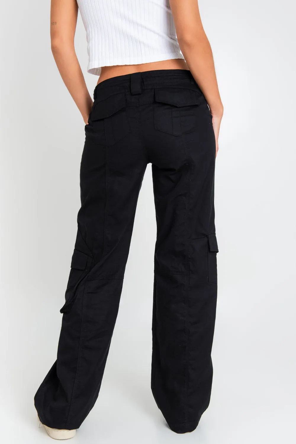 Pantalón cargo de fit recto tiro bajo