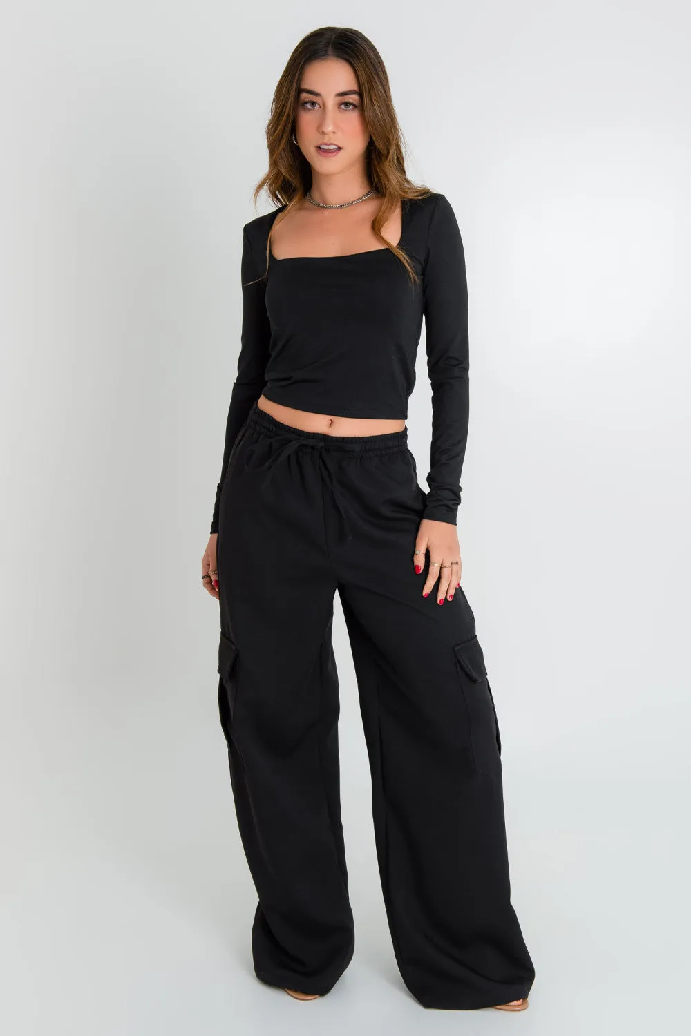 Pantalón cargo wide leg cintura alta con jareta