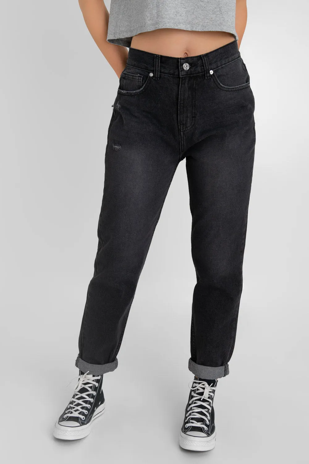 Pantalón cintura alta mom fit de denim