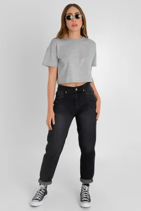 Pantalón cintura alta mom fit de denim