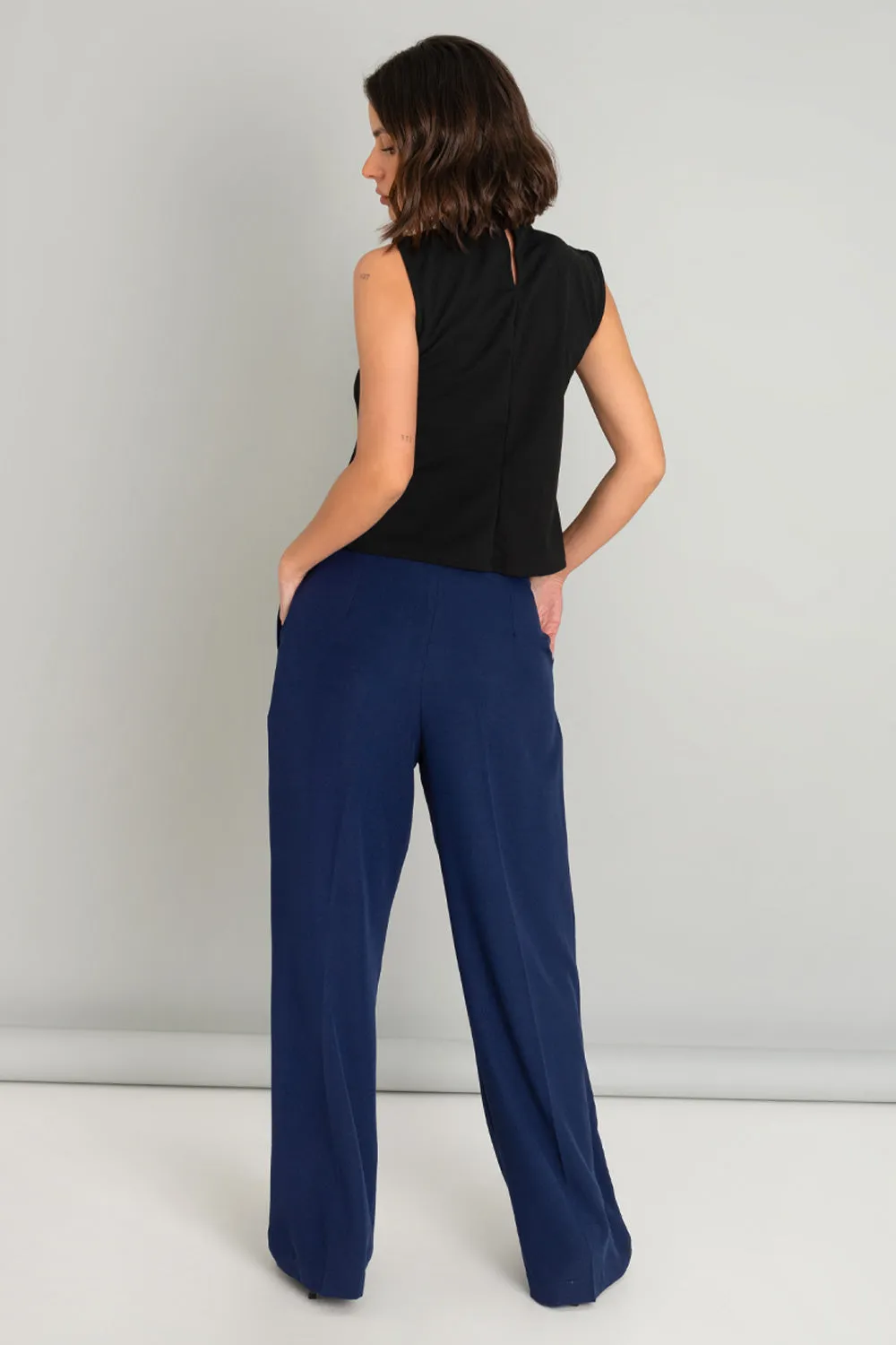 Pantalón fit wide leg con rayas tiro alto