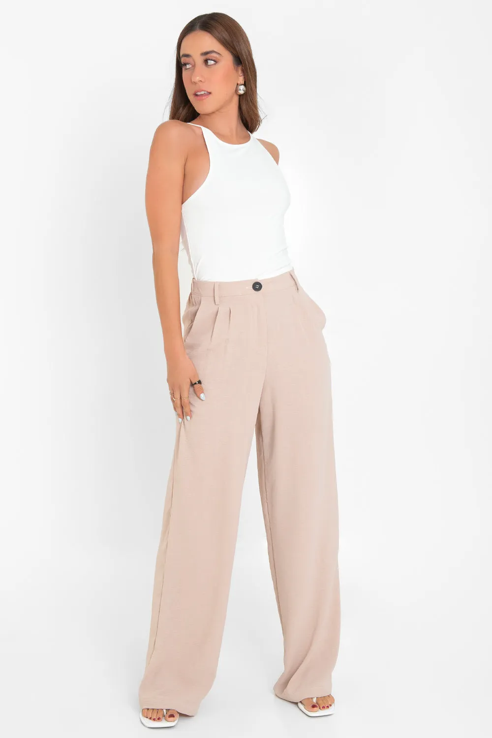 Pantalón fluido fit wide leg con pinzas