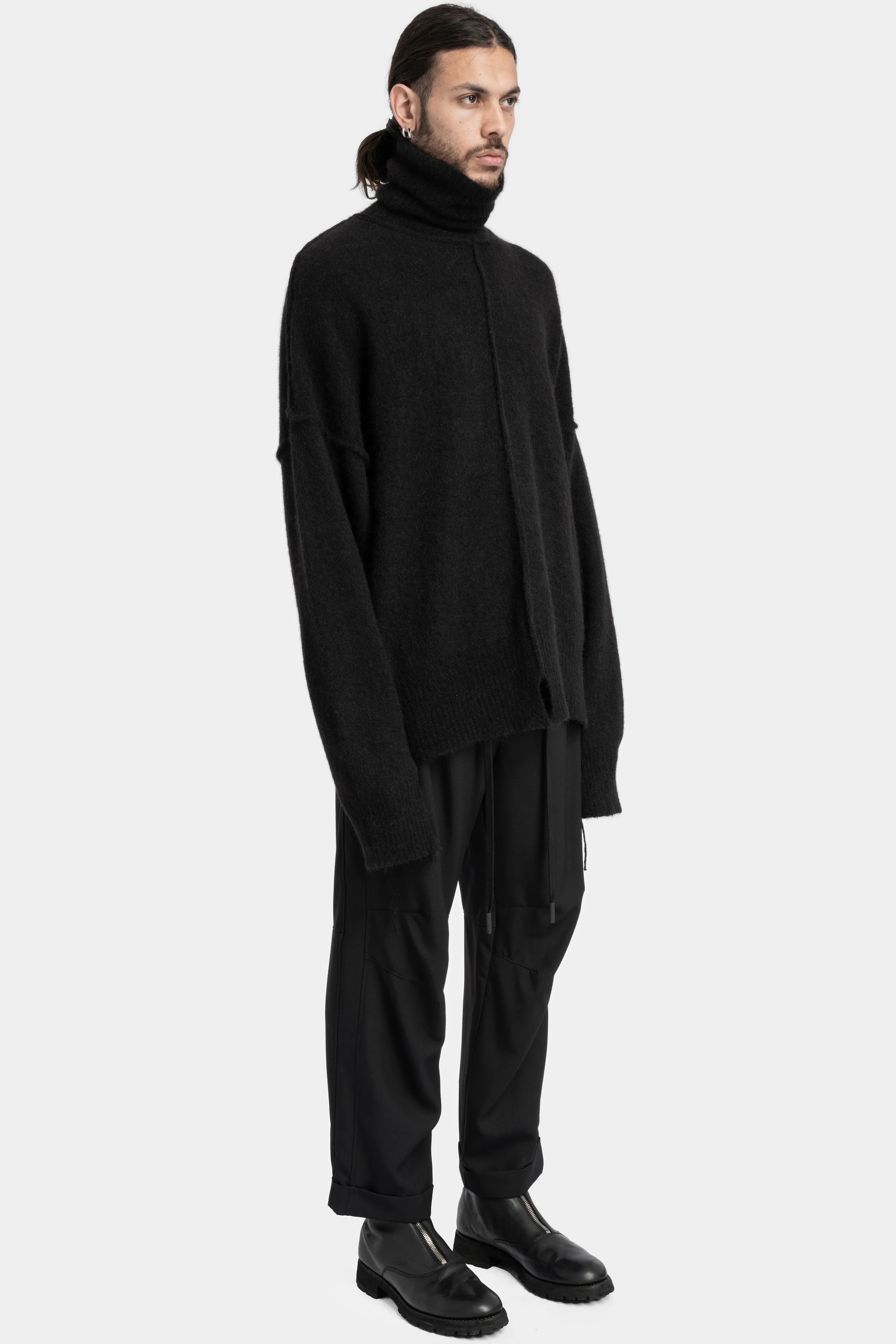 Piped seams turtleneck knit sweater