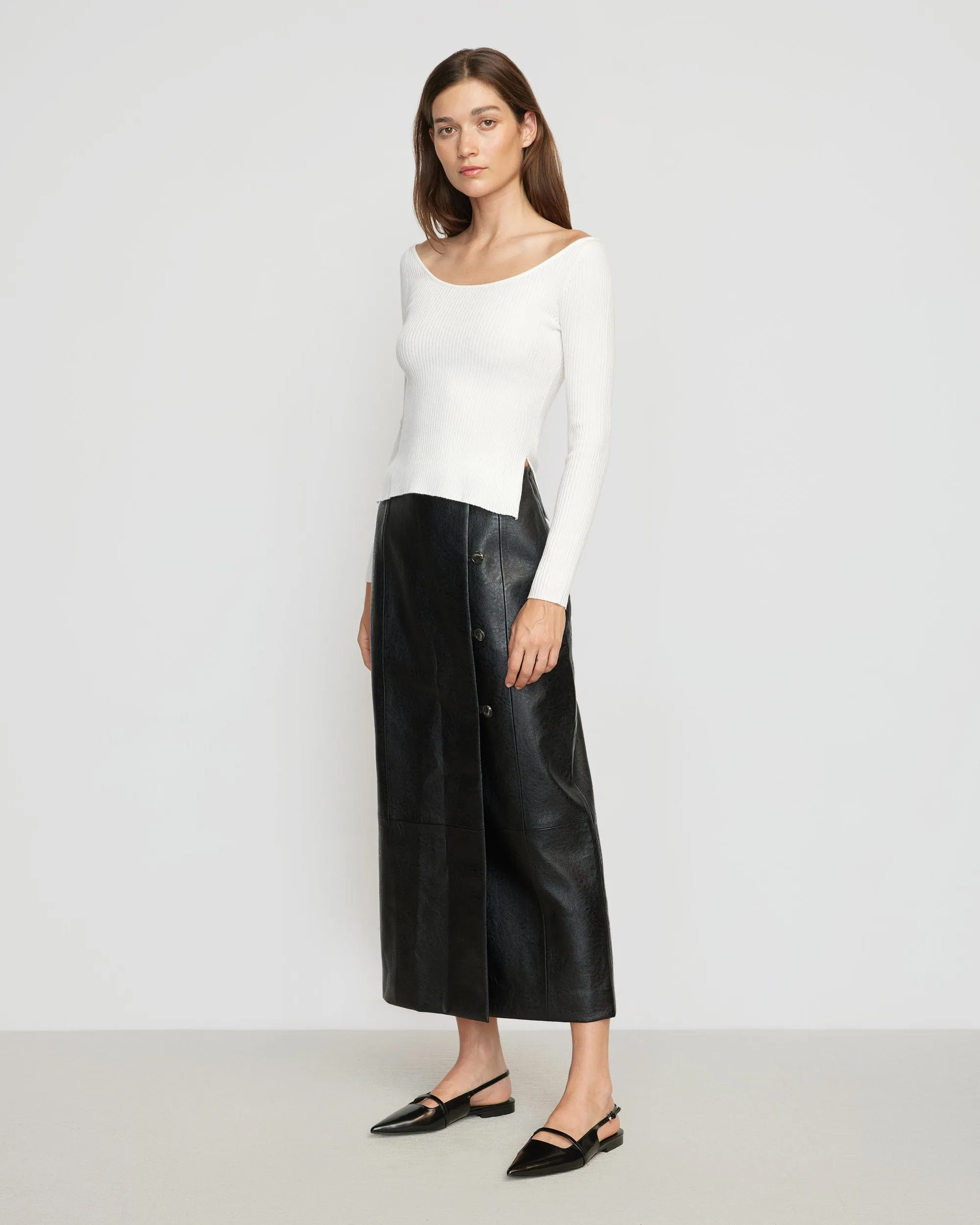 Thais Off-Shoulder Ribbed Sweater | White