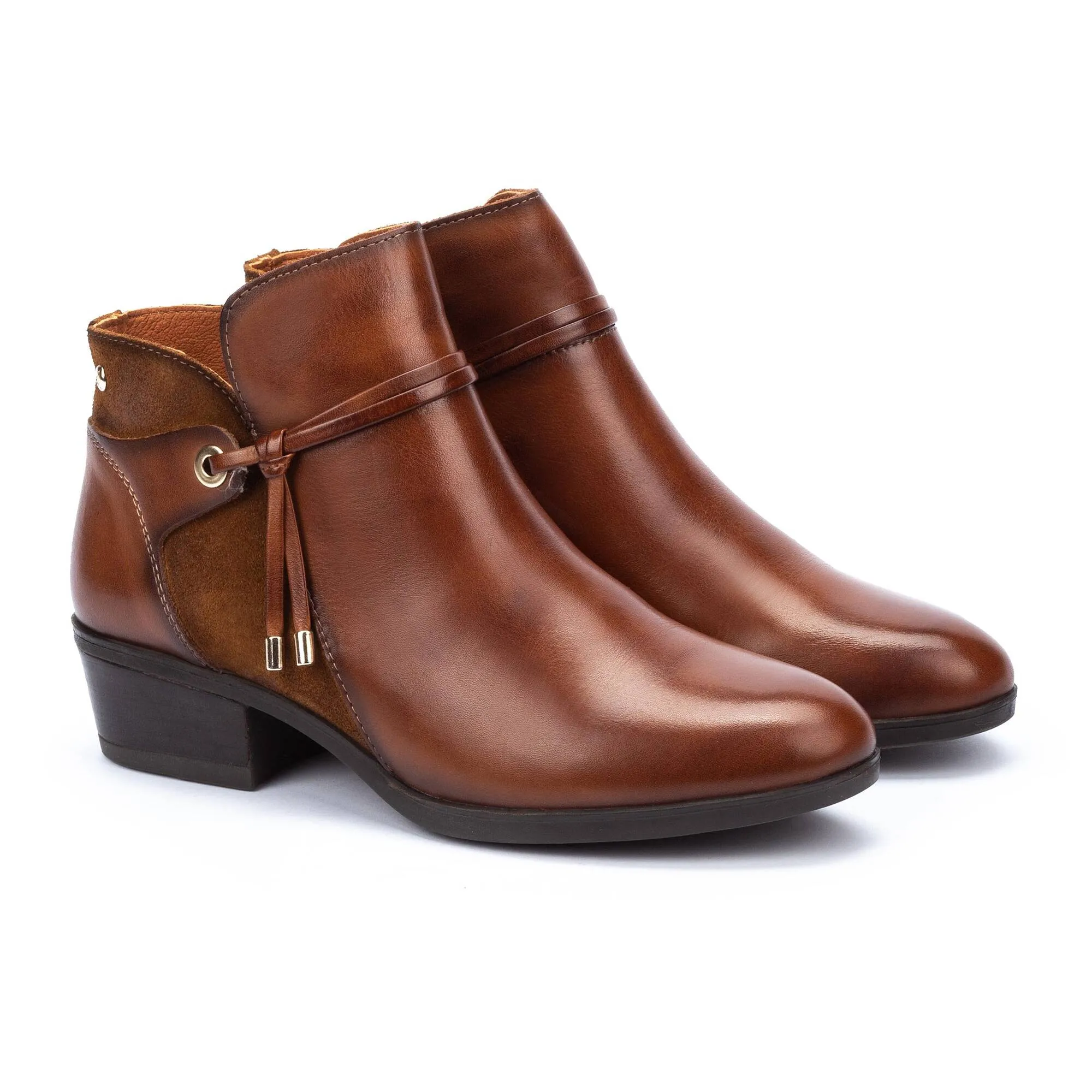 Women's Pikolinos Darcoa Ankle Boot Color: Cuero