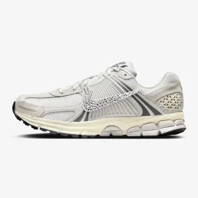 Zoom Vomero 5 Women (White/Grey)